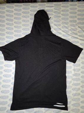 Black Men's Short-Sleeve Hoodie - Classic Casual